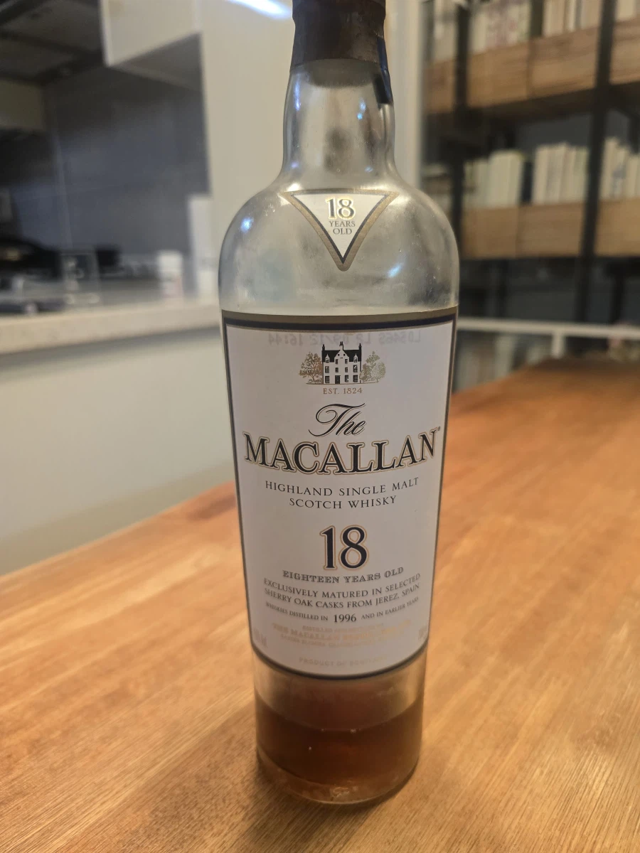 맥캘란 18년_1.webp