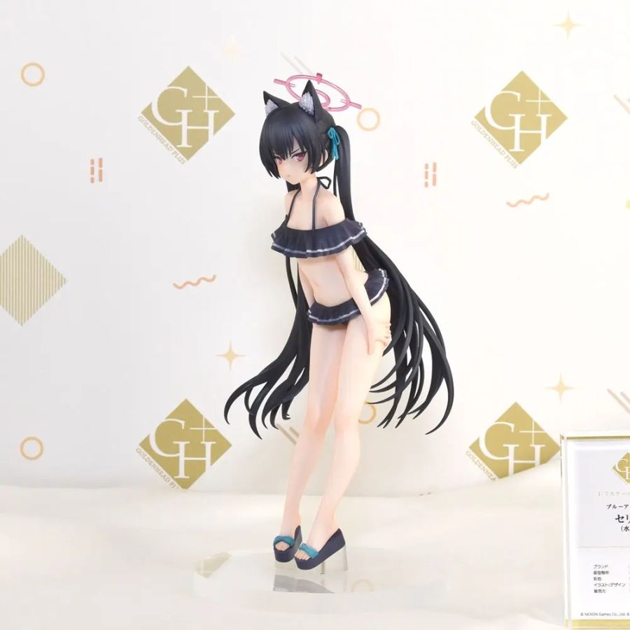 [골든 헤드] 블루 아카이브 & KOF 계열 신제품 전시 사진_1.jpg