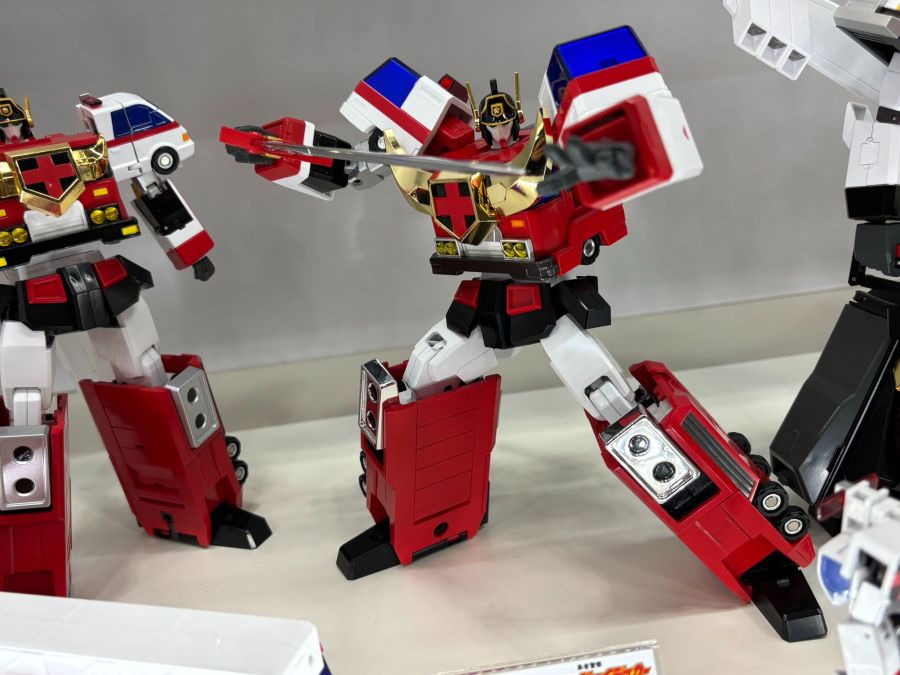 [액션 토이즈] 액션 합금 파이어 제이데커 뒷면 파츠 조합 촬영 사진_4.jpg