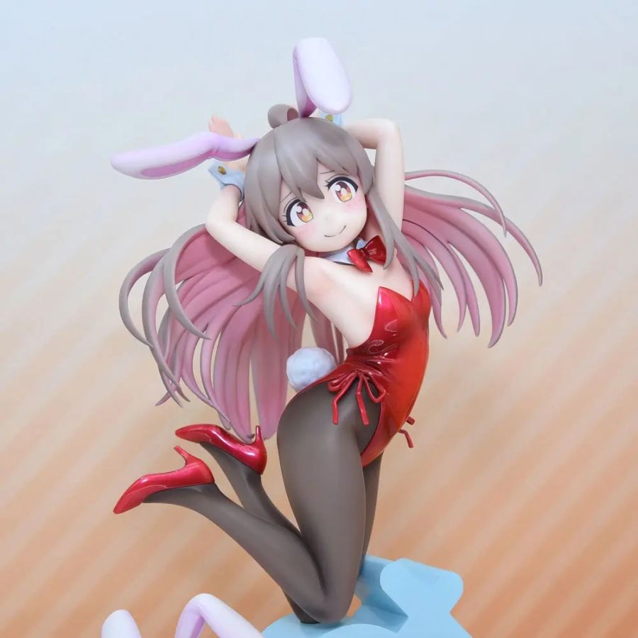 [큐즈 Q] 오빠는 끝! - 오야마 마히로 바니 걸 스타일 전시 사진_2.jpg