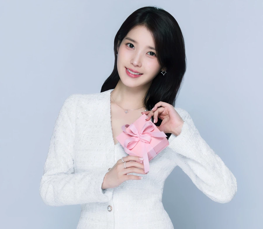 제이에스티나 새 사진_1.webp