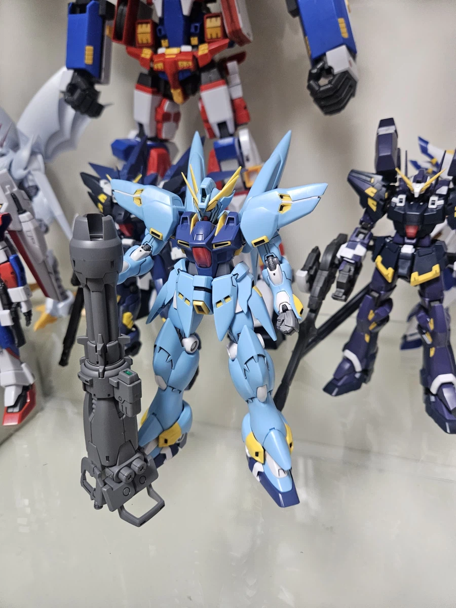 hg 휴케바인 (먹선 + 부분도색)_1.webp