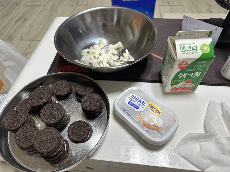 집에서 처음 만든 투썸 아박케이크(망함)_1.webp