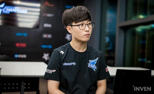 롤) 수퍼스 팬 : 기인 있었을때 경기 흐름 이었다_1.webp