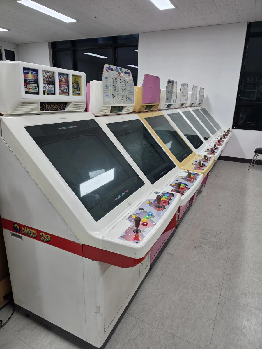 수집하던 오락 기통들을 한 곳에 모아봤습니다_4.webp