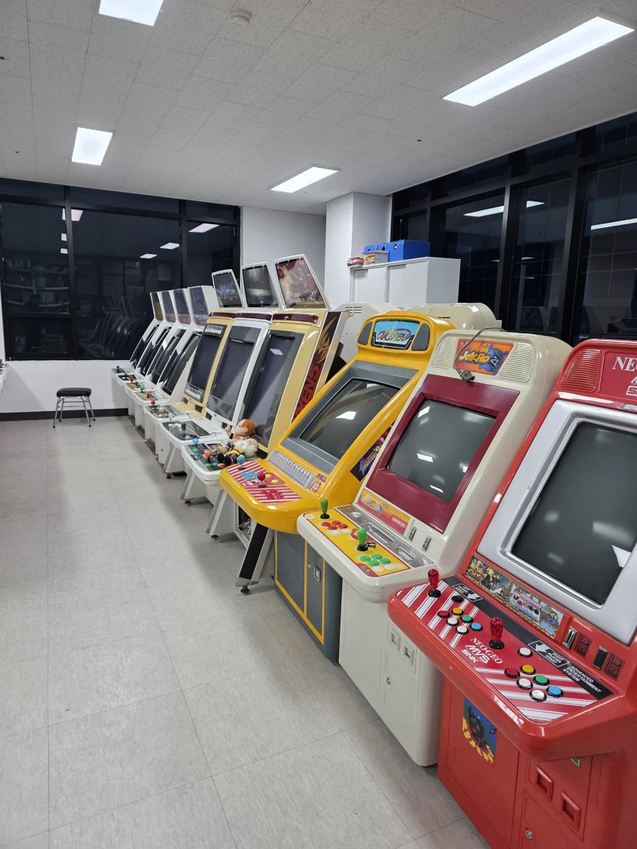 수집하던 오락 기통들을 한 곳에 모아봤습니다_5.webp