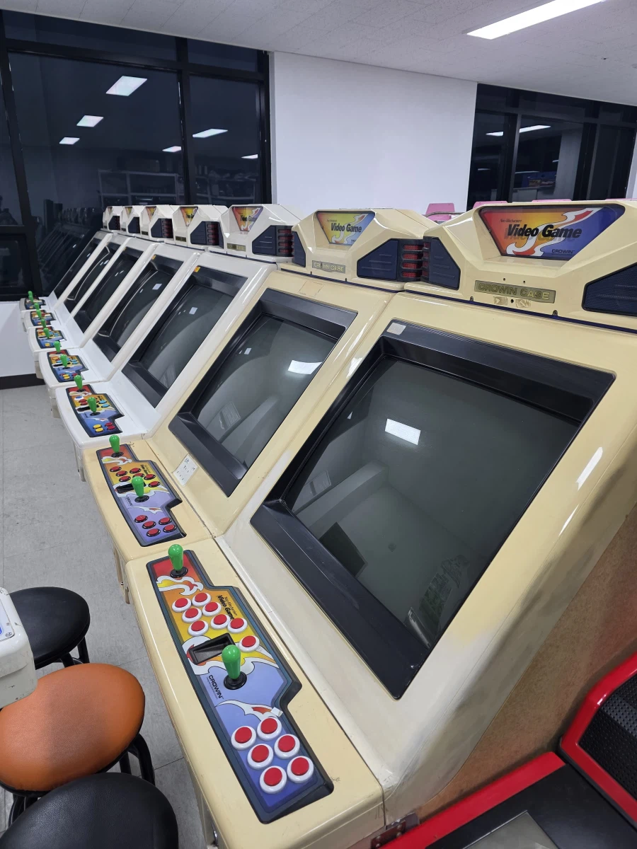 수집하던 오락 기통들을 한 곳에 모아봤습니다_7.webp