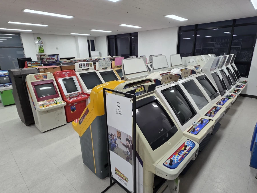 수집하던 오락 기통들을 한 곳에 모아봤습니다_12.webp