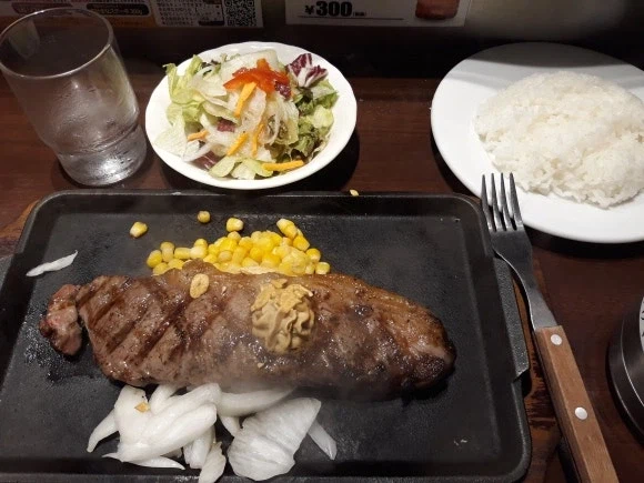 일본 외노자 먹부림_1.webp