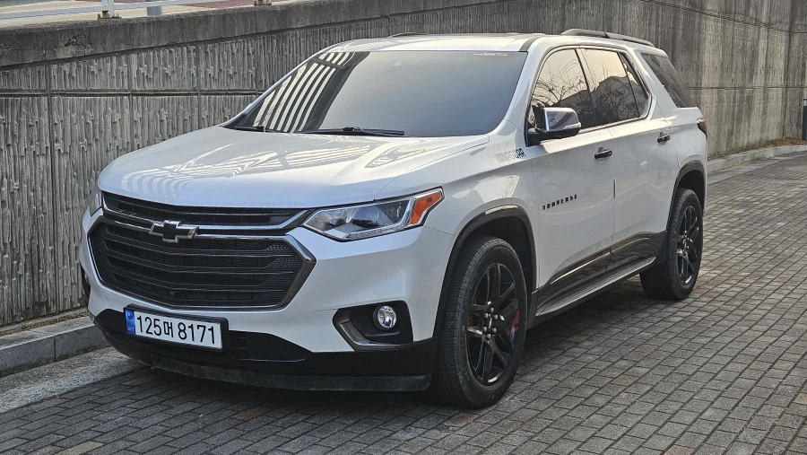 알칸타라 스티어링휠 세척하기_1.webp