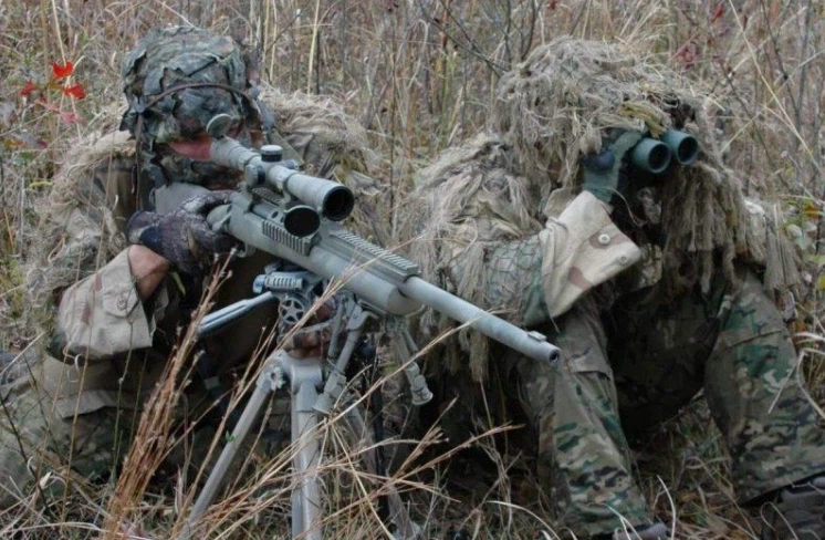 군대에서 게임하고 현실하고 다른거 배울때_1.webp