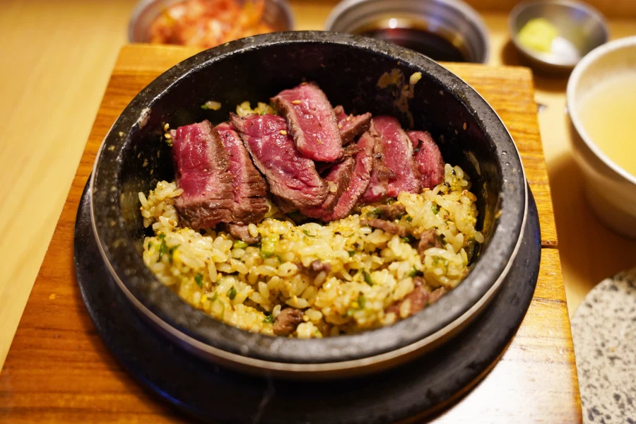 소고기 솥밥_12.webp