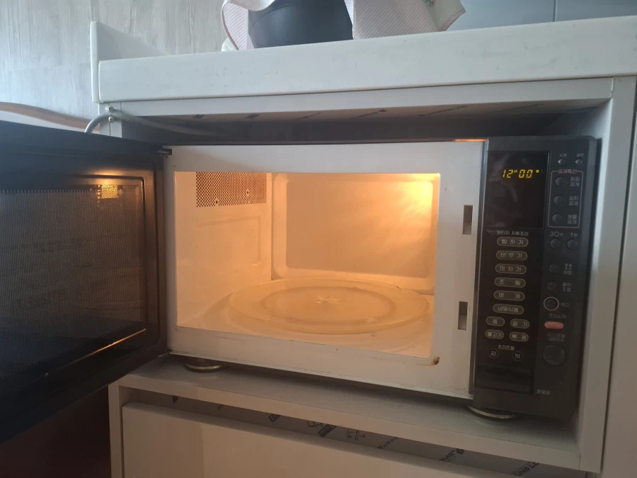 그... 33살? 34살이면 한창인데.. 왜 은퇴하고 싶다 하니?..._3.webp