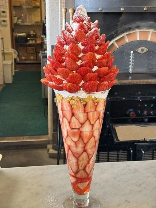 파르페를 한개만 먹어버려요_1.webp