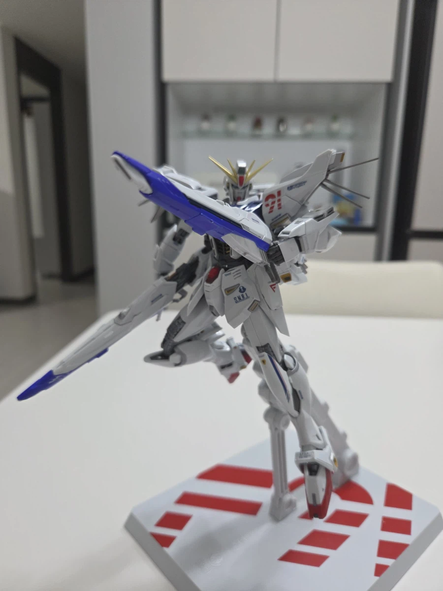 질량이 있는 잔상 가져왔습니다_5.webp