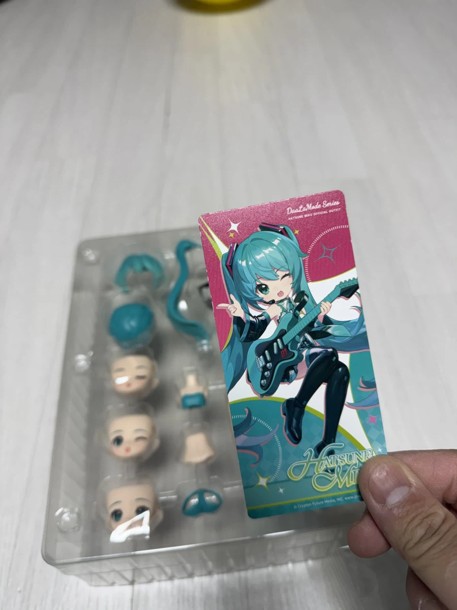 블로키 하츠네미쿠 세렌디피티_2.webp