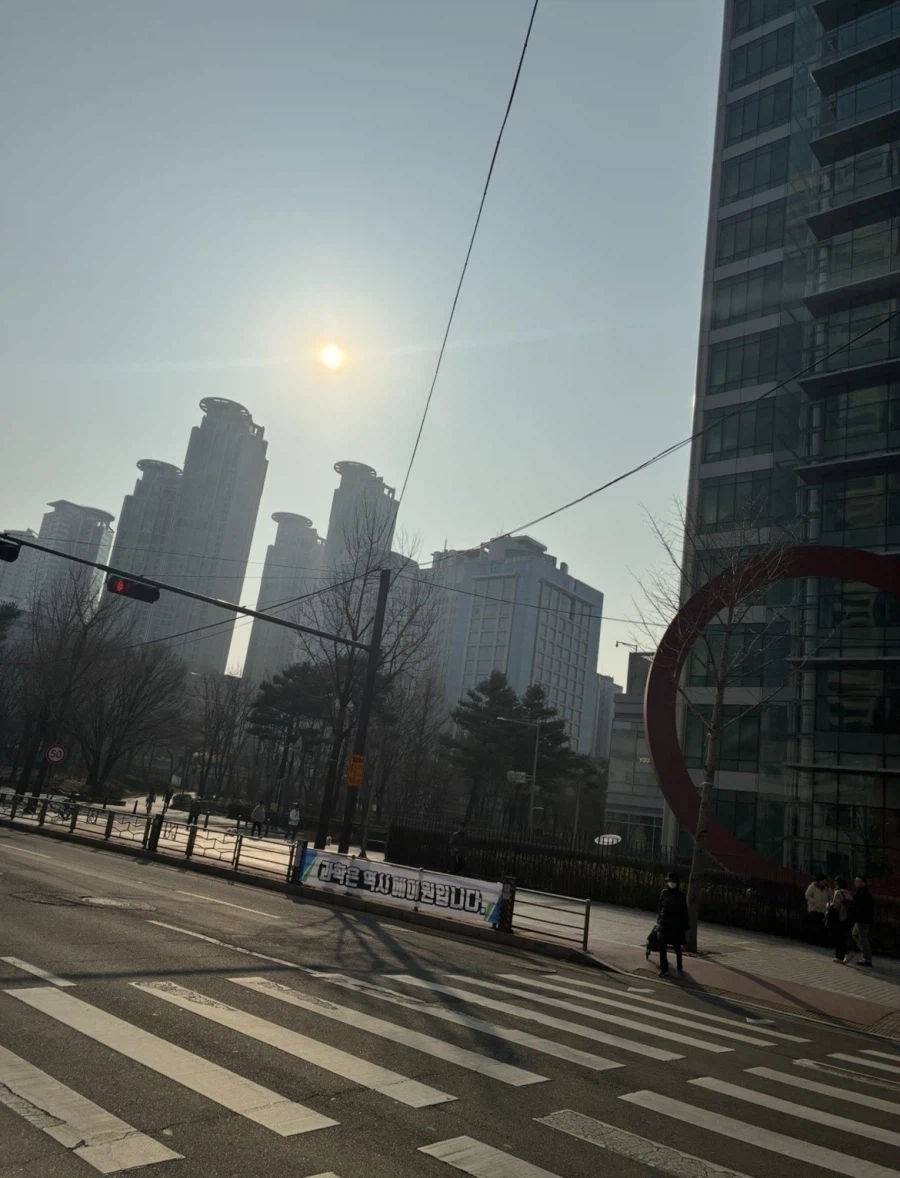 런닝후 마트갔다온후 산책 (feat.CBS,SBS)_9.webp