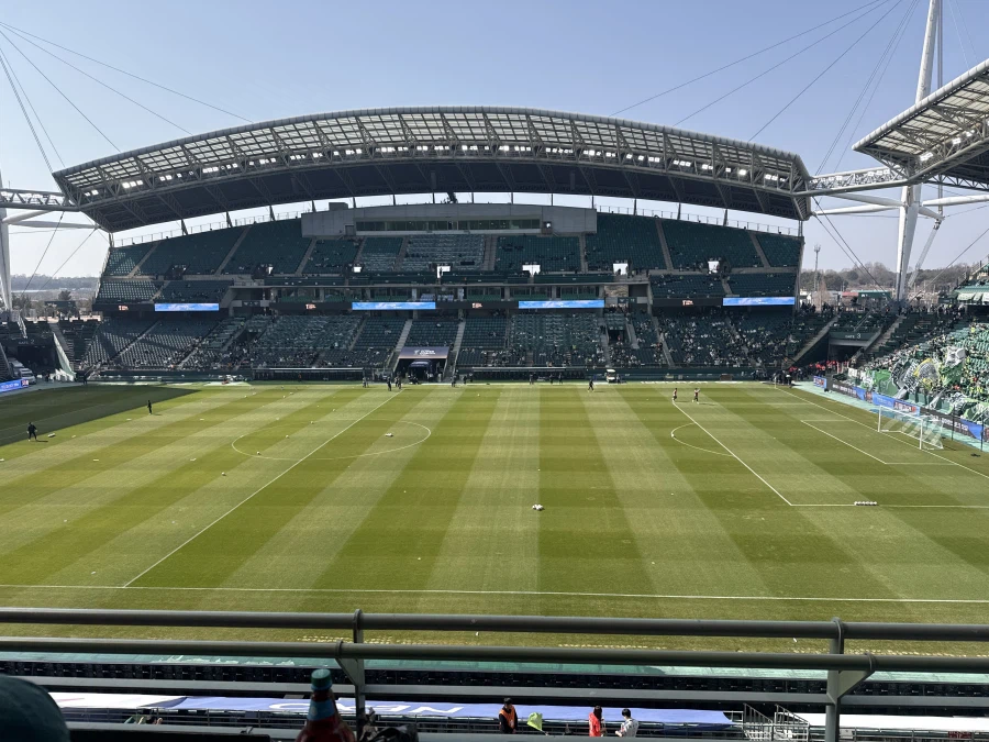 전주성 잔디상태_1.webp