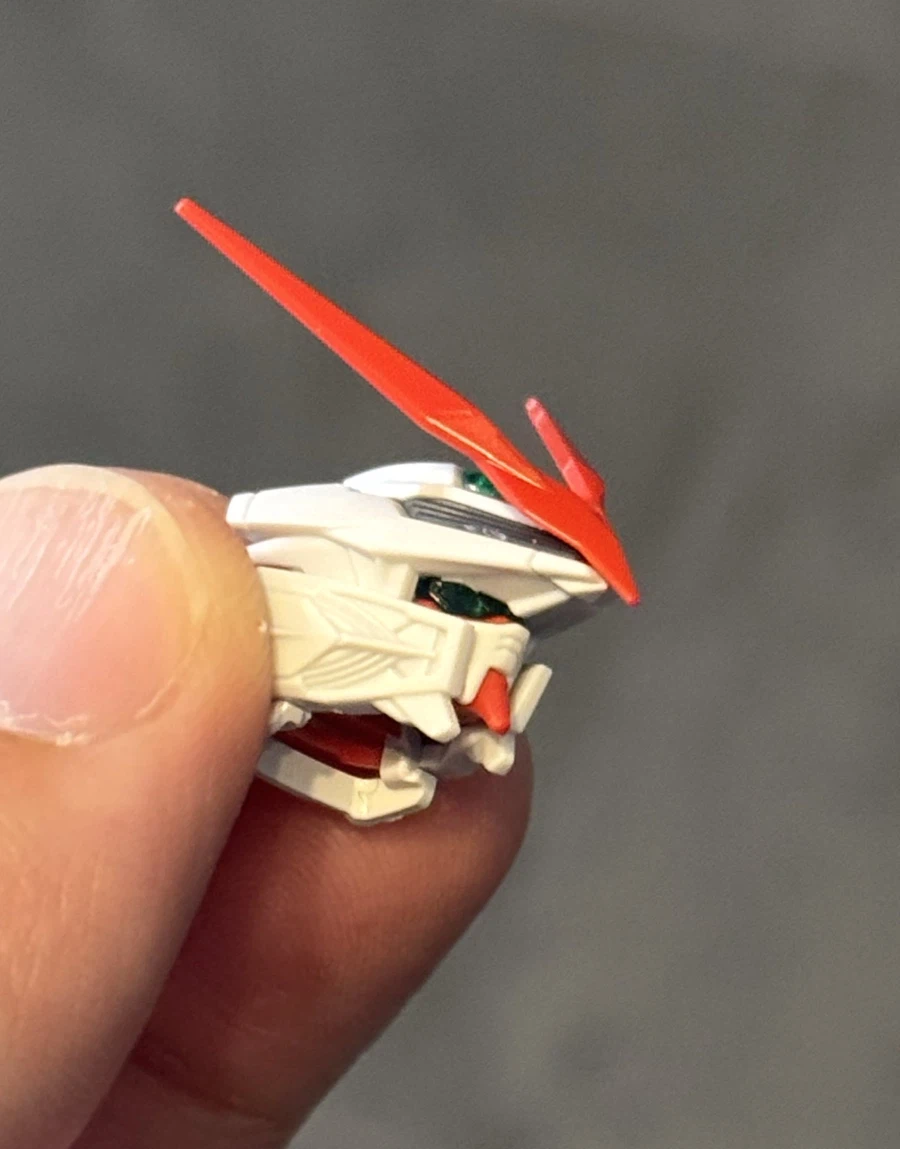 RG 아스트레이 레드 드래곤 머리 가조립 사진_2.webp