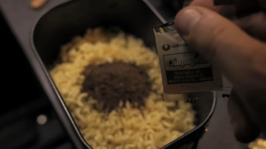 외국 캠핑 영상에서 빠질 수 없는 것_6.webp