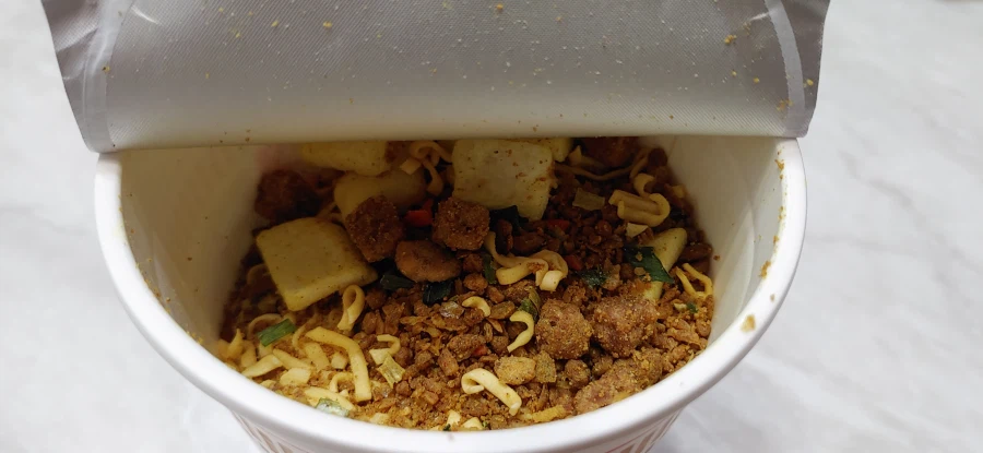 참치김치볶음밥, 컵누들 카레맛_6.webp