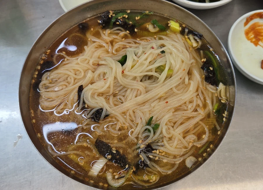 구포시장에서 막걸리 한잔._5.webp