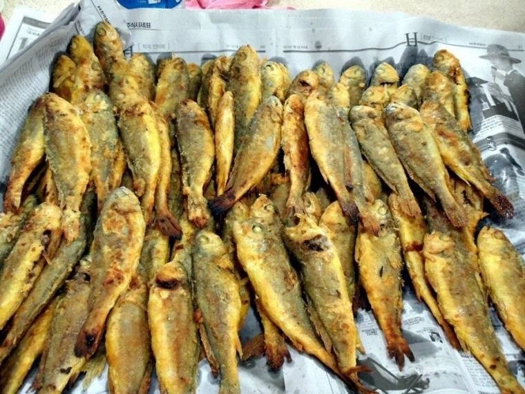 군대음식) 조기(굴비)튀김. 최악반찬은 아님.._1.webp