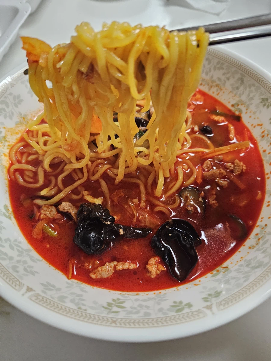 철가방요리사 짬뽕 밀키트_5.webp