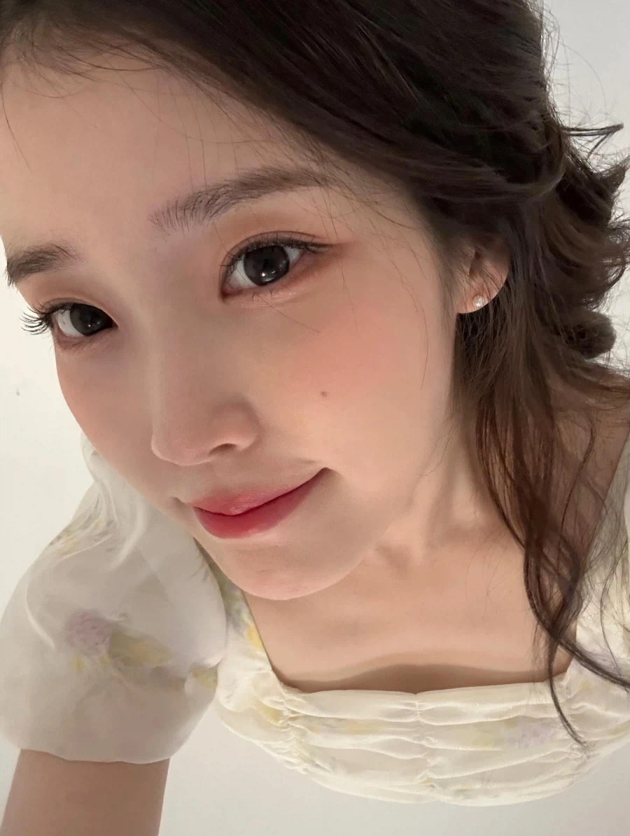 2026.02.24 아이유 인스타그램_14.webp