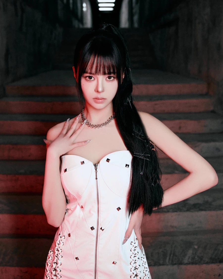 [에버글로우] 🐟에바참치글로우🐟 EP00 Let's go + 신보 컨셉포토_13.webp