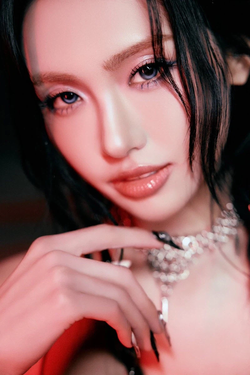 [에버글로우] 🐟에바참치글로우🐟 EP00 Let's go + 신보 컨셉포토_18.webp