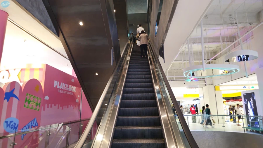 덕후들 지갑을 노리는 도파민 스테이션.. 서울 나홀로 여행 3일차_67.webp