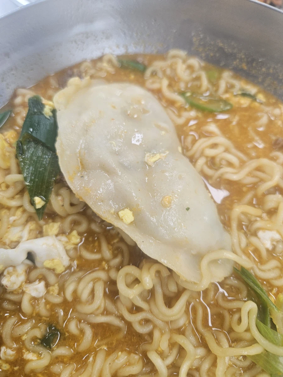 [회사밥] 금요일 회사밥은?_4.webp