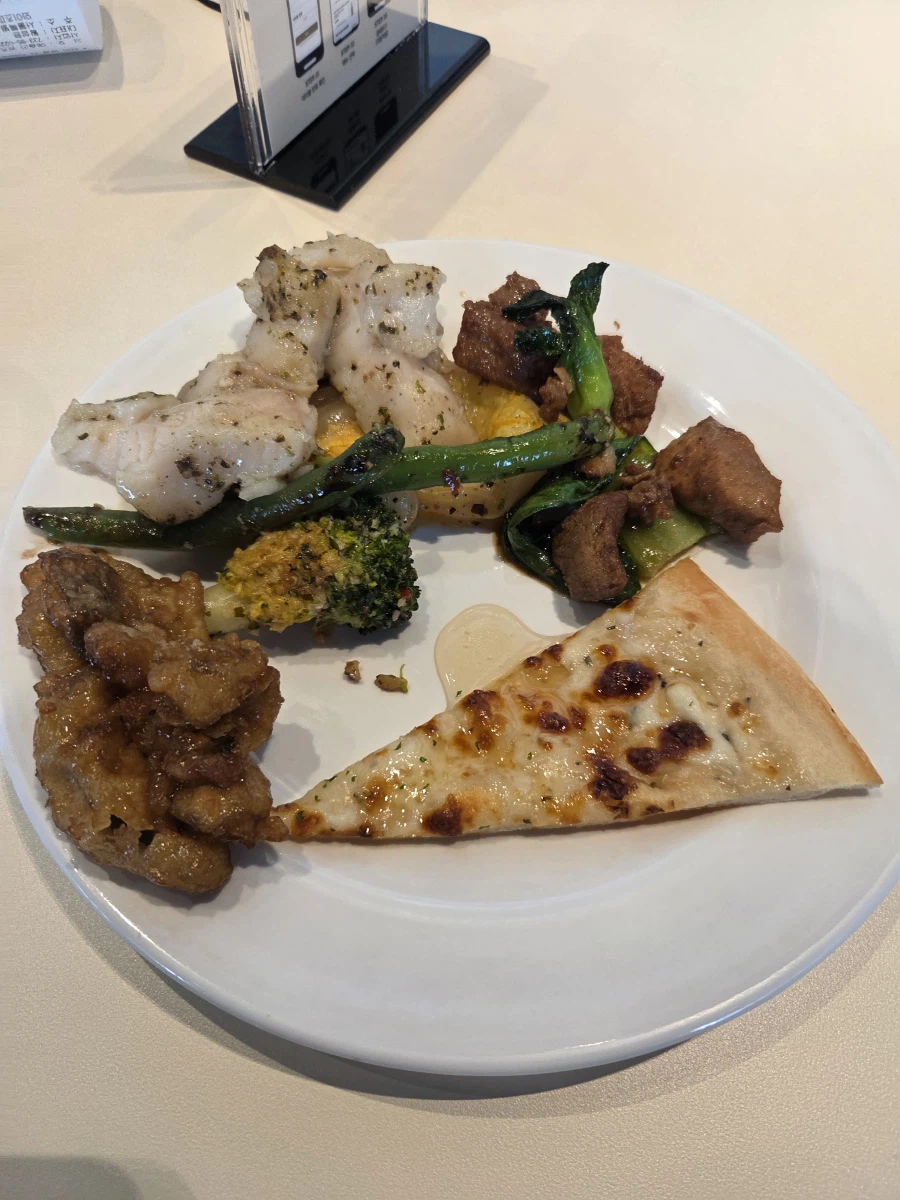 돼억시니)에슐리 퀸즈_2.webp