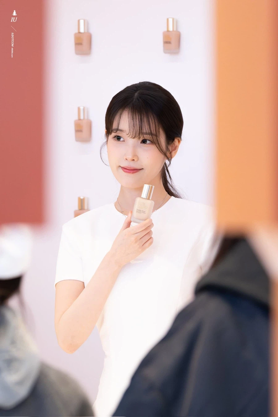 2026.02.26 에스티로더 팝업 스토어(아이유닷컴)_1.webp