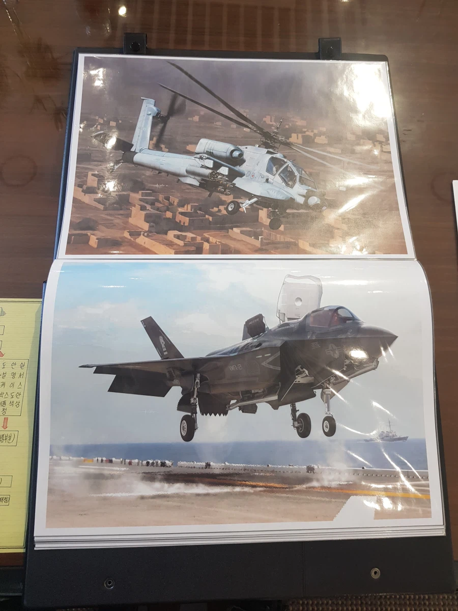 [아카데미 과학] 故 김순환 회장님 추모전 사진 - 교재사 / 집무실_63.webp