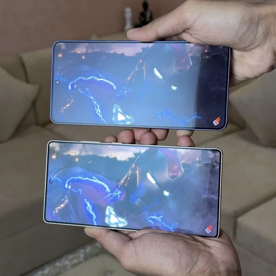 갤럭시S26울트라 Vs. 울트라S25 울트라 디플 시인성 및 색 표현 비교 이미지_1.webp