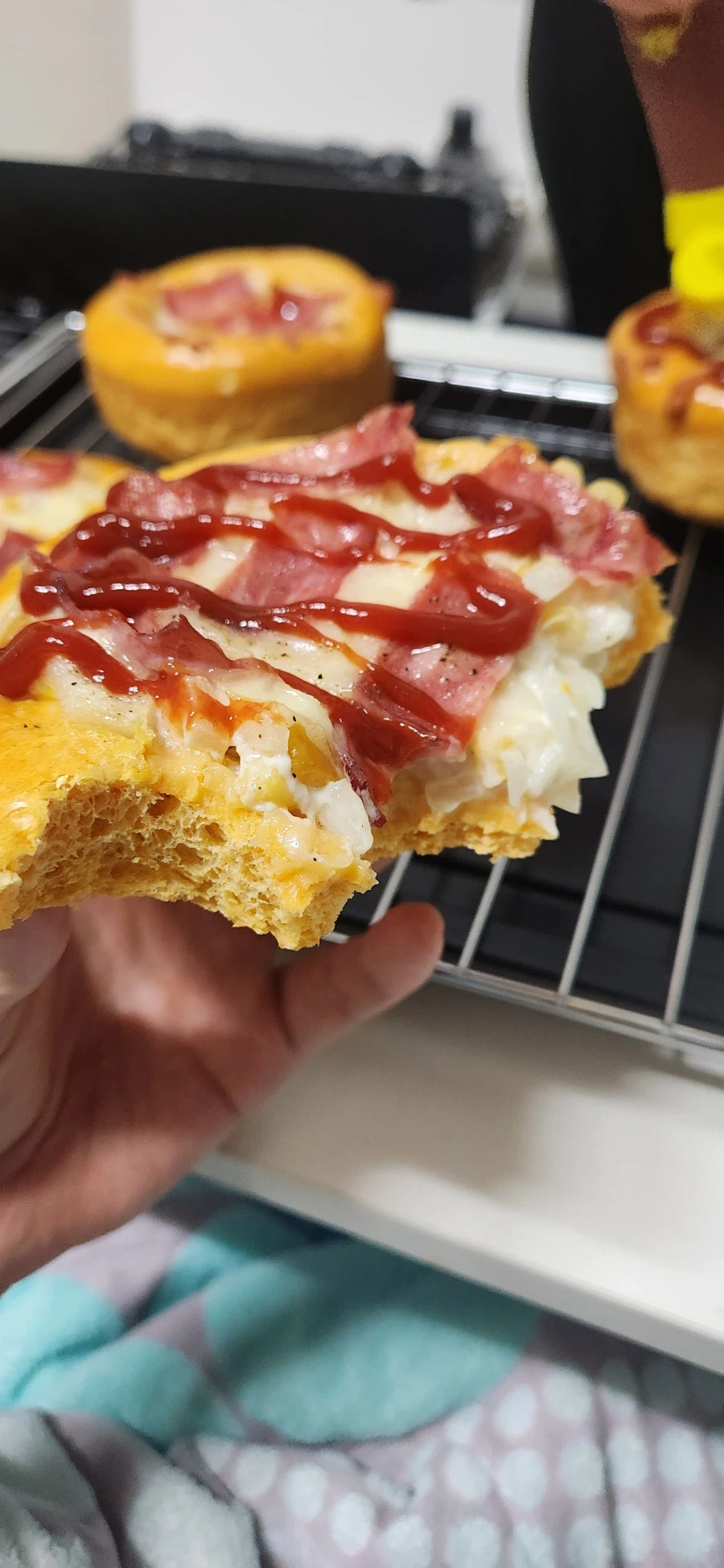 빵) 친구한테 만들어준 고추장 피자빵_11.webp