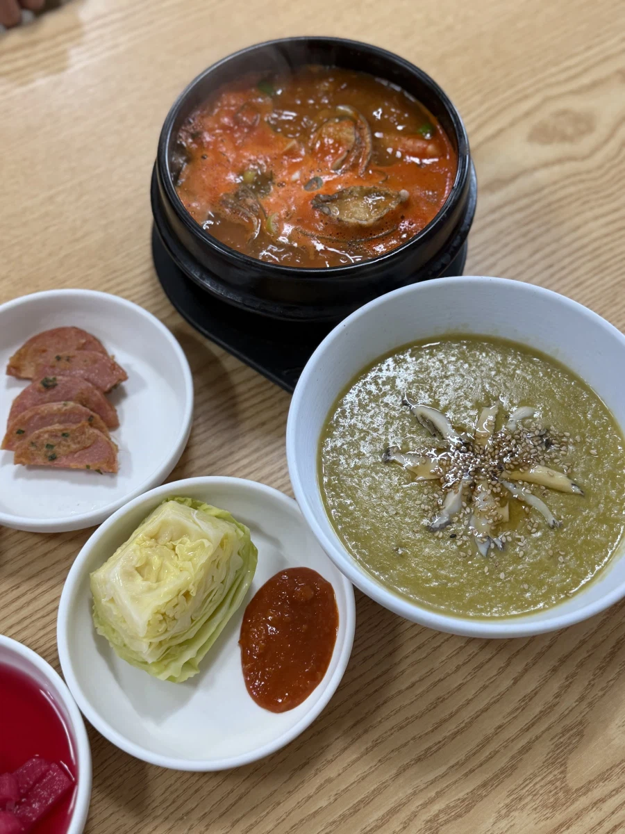 집밥같은 식당과 고기국수😁_2.webp
