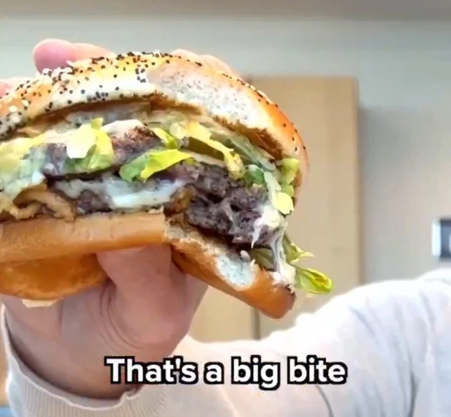 미국에서 반응 겁나 안좋은 맥도날드CEO 먹방 근황_5.webp