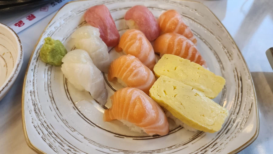 요즘엔 초밥이 자주 땡깁니다._2.webp