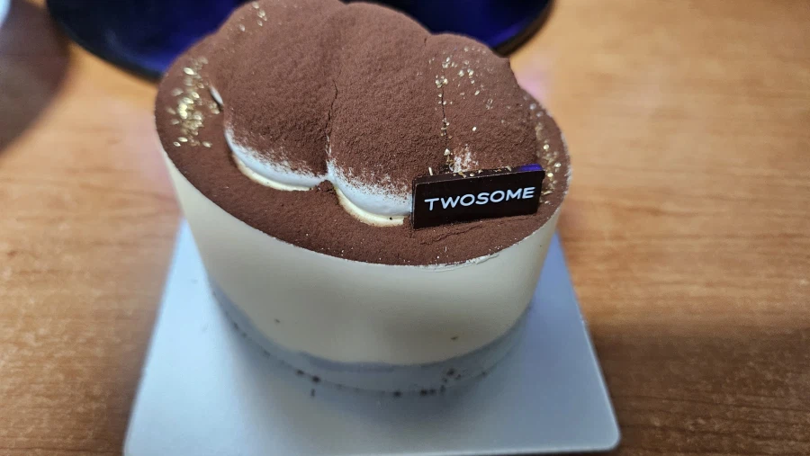 빽다방 초코쉘 , 빽다방 크런키, 투썸 티라미수_3.webp