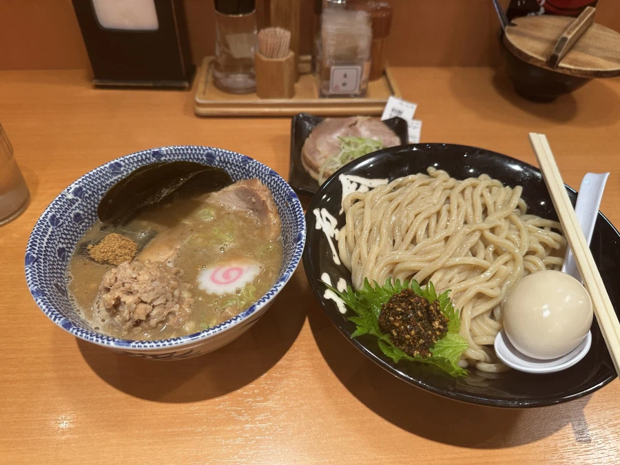 데빌냐 보라고 올리는 도쿄에서 먹고온 라멘_2.webp