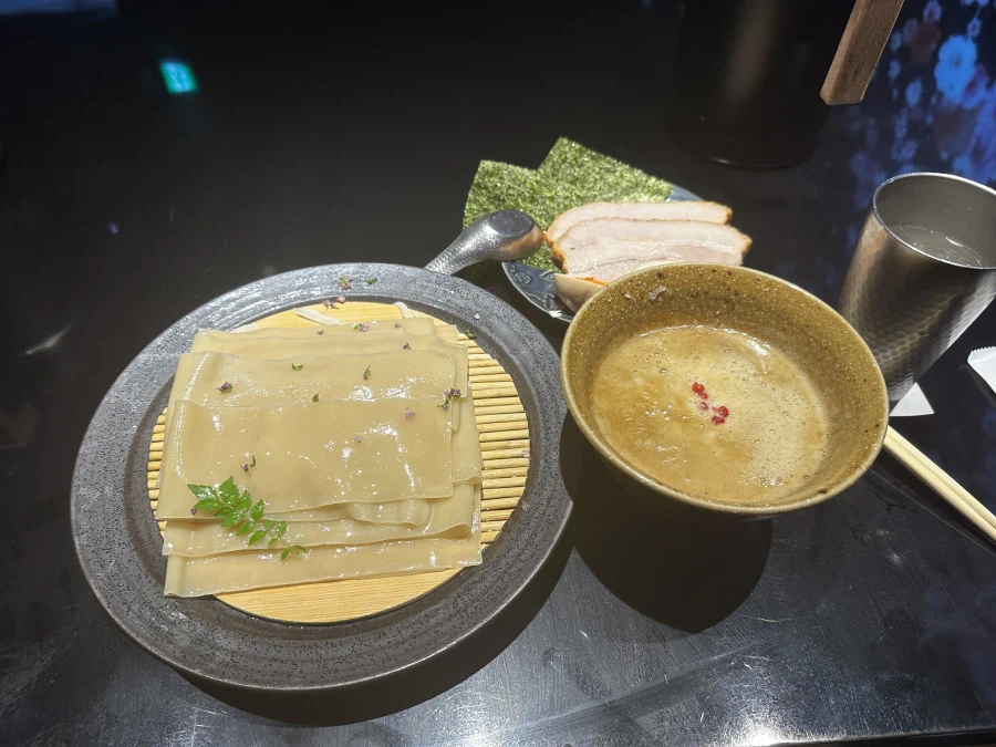 데빌냐 보라고 올리는 도쿄에서 먹고온 라멘_3.webp