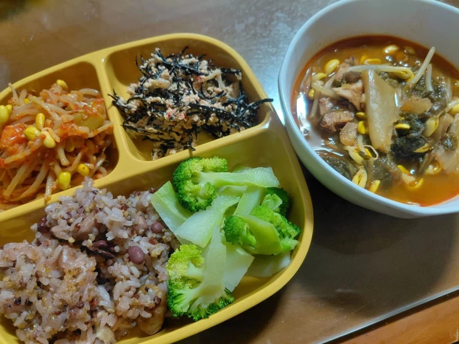 오곡밥을 곁들인 집밥_2.webp