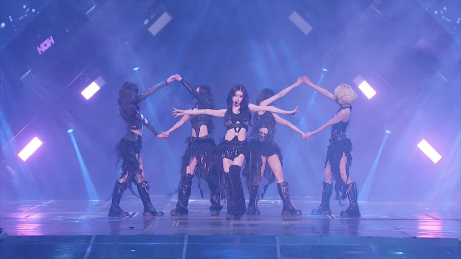 [있지] ITZY 'Supernatural' @ 월드투어 in SEOUL 풀캠_1.webp