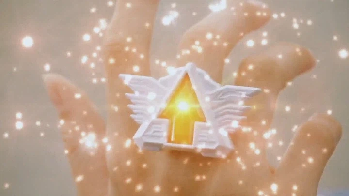 [가면라이더 최강 케미★갓챠 대작전] 히로인의 화려한 변신_42.webp