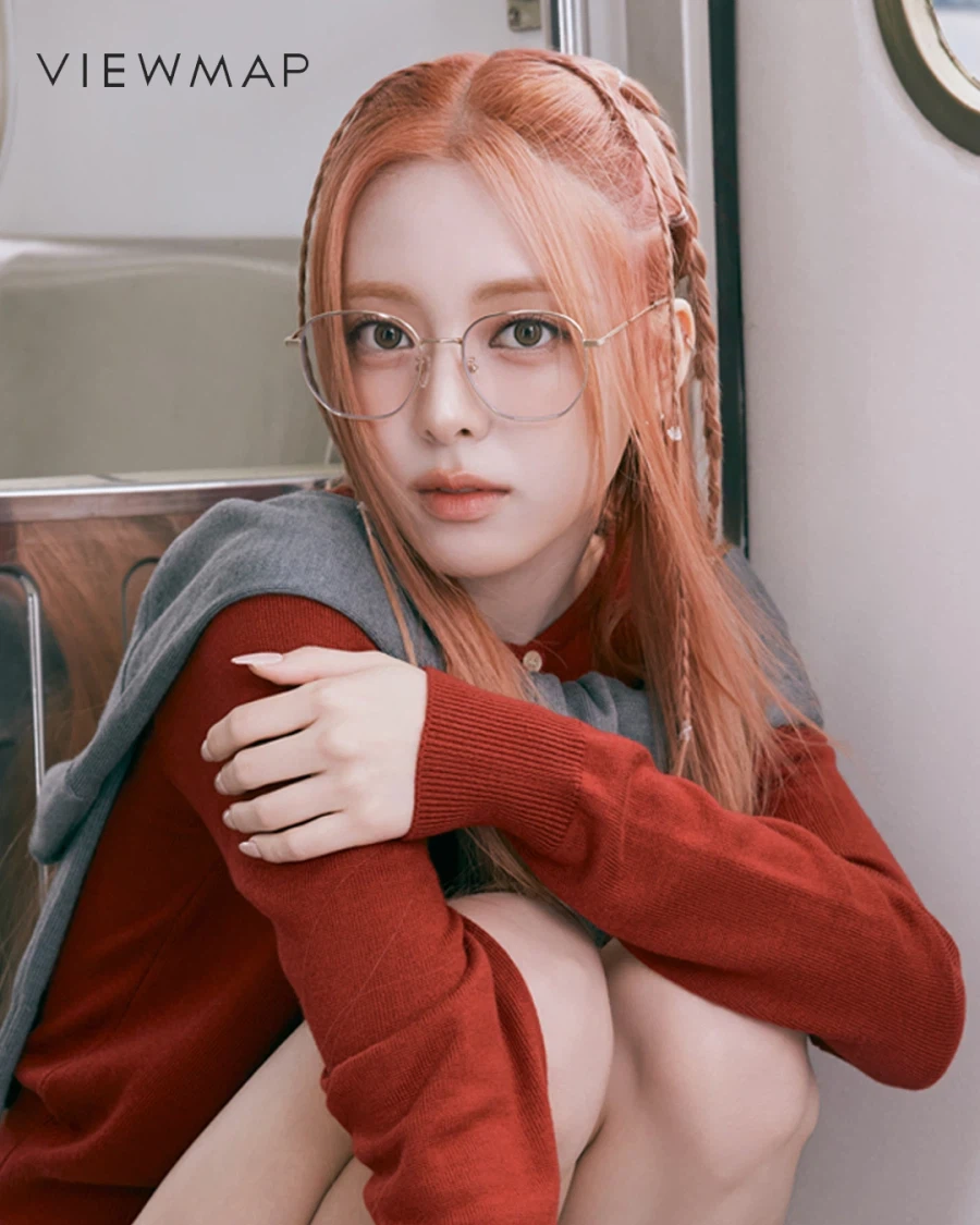 [있지] 리아 지큐 화보 촬영 & 유나 뷰맵 타이탄 성수_27.webp