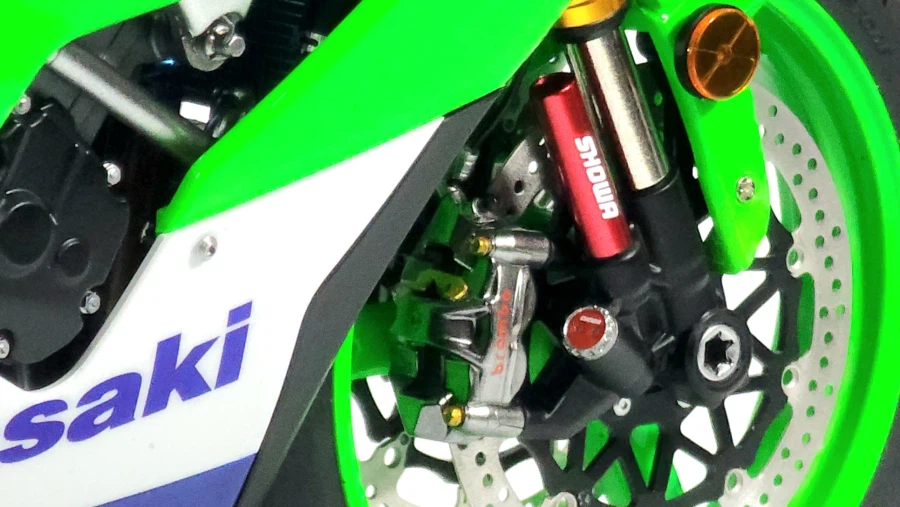 [MENG] 1/9 Kawasaki ZX-10R_9.webp