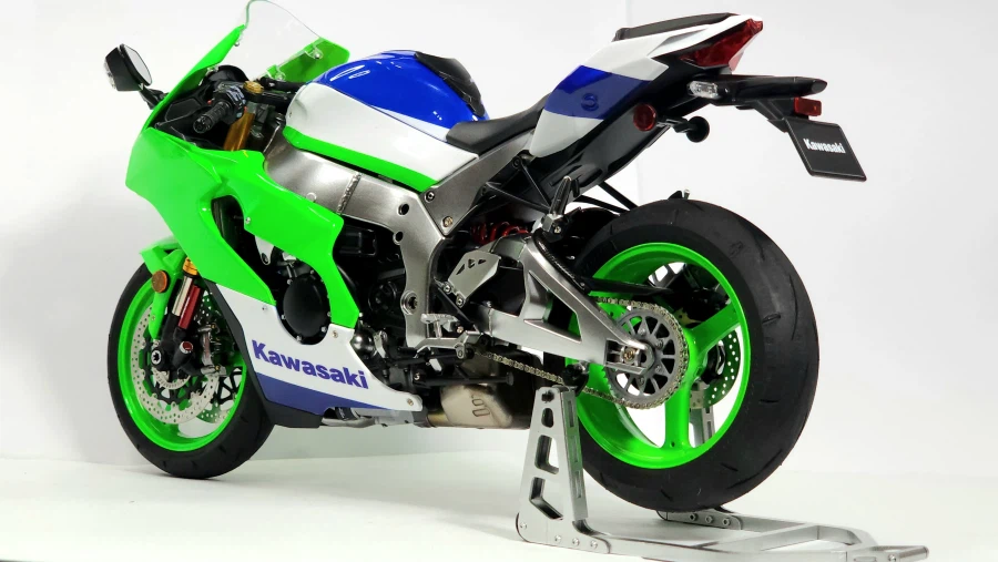 [MENG] 1/9 Kawasaki ZX-10R_19.webp